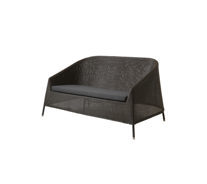 Cane-line Kingston 2-seter sofa – Mocca, small round Weave / Black, Natté m/QuickDry & Airflow