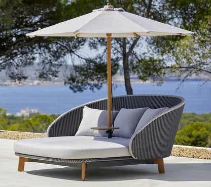 Cane-line Peacock daybed med teakbord, inkl. puter