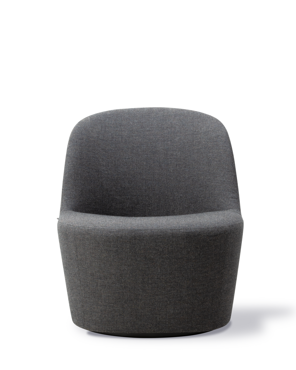Fredericia Gomo Lounge Chair lenestol. Velg tekstil og understell.