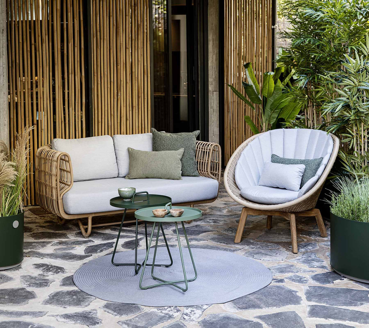 Cane-line Nest 2-seter sofa, Weave m/puter – miljøbilde 1