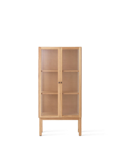 Audo Copenhagen Curiosity Cabinet vitrineskap. Velg modell