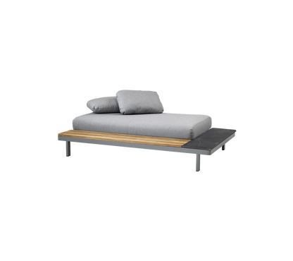 Cane-line Space 2-seter sofa, AirTouch – Light grey, AirTouch m/QuickDry & Airflow / Teak / Fossil black, keramikk