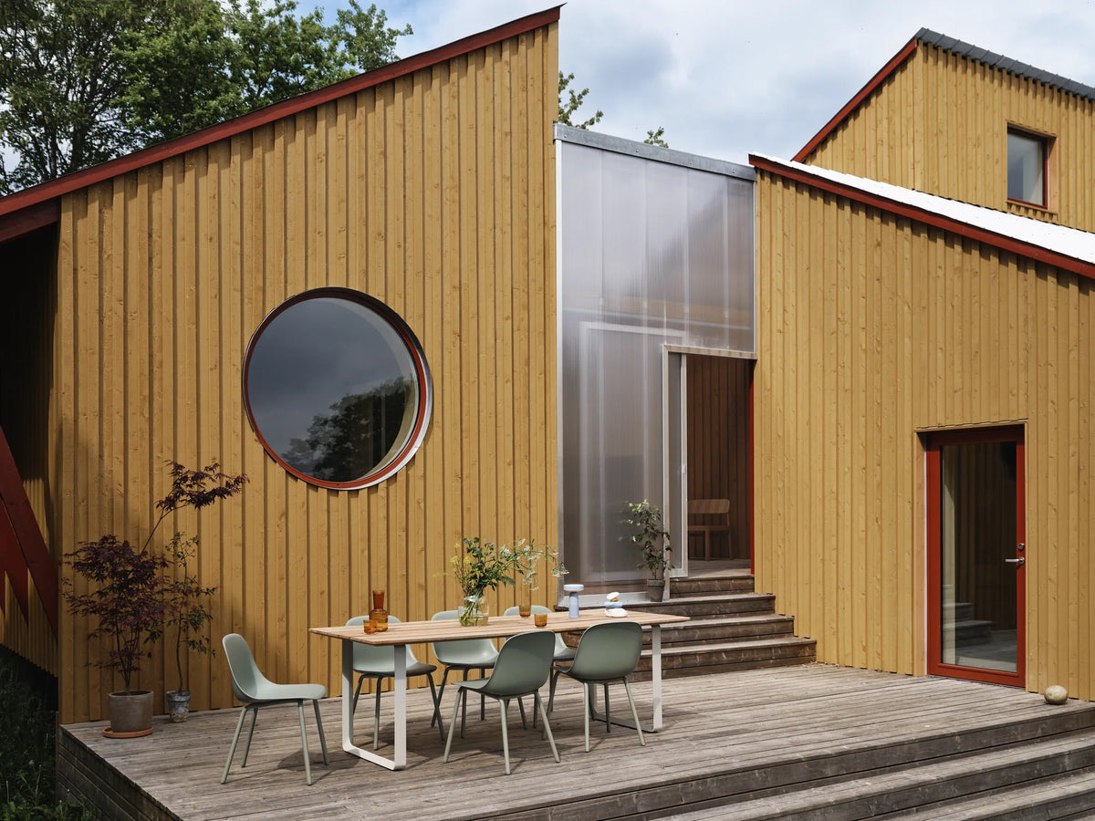 Muuto Ease oppladbar bordlampe. Velg farge