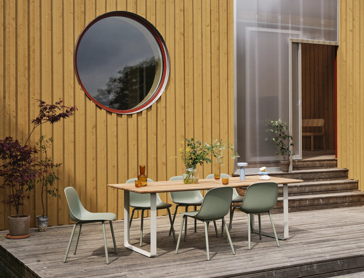 Muuto Fiber Outdoor utestol. Velg farge