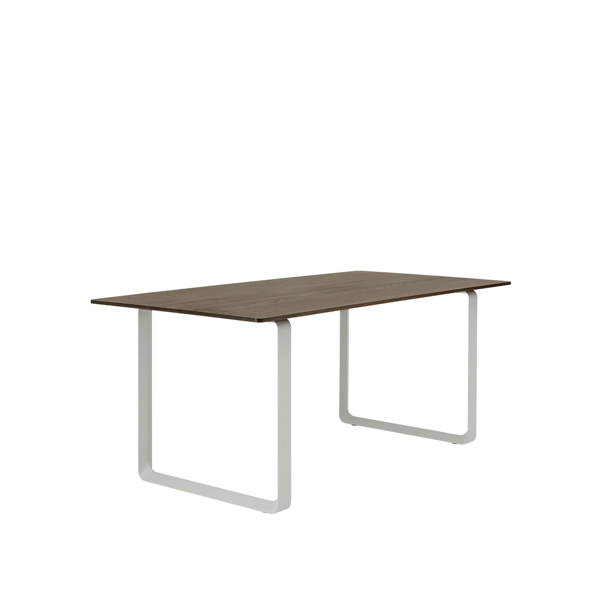 Muuto 70/70 spisebord. Velg størrelse og utførelse