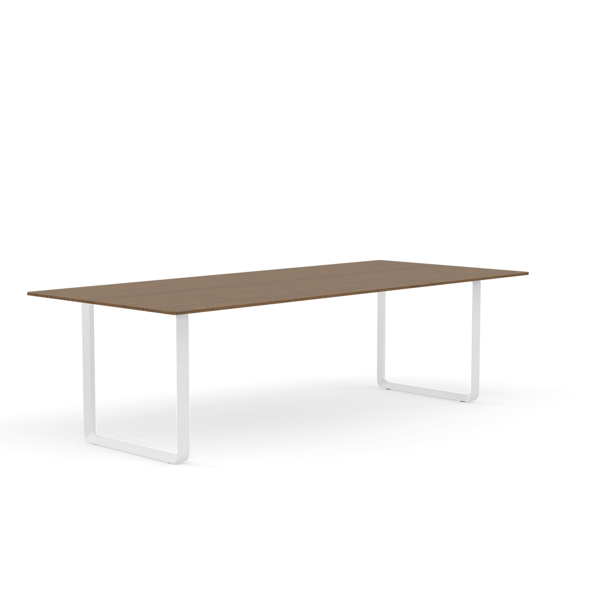 Muuto 70/70 spisebord. Velg størrelse og utførelse.