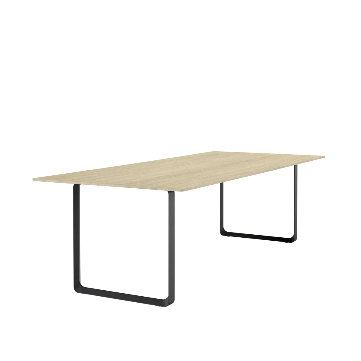 Muuto 70/70 spisebord. Velg størrelse og utførelse.