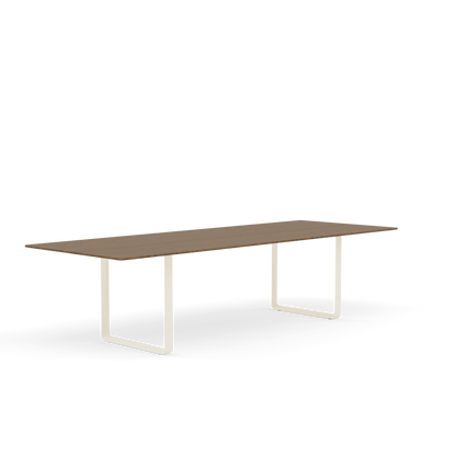 Muuto 70/70 spisebord. Velg størrelse og utførelse.