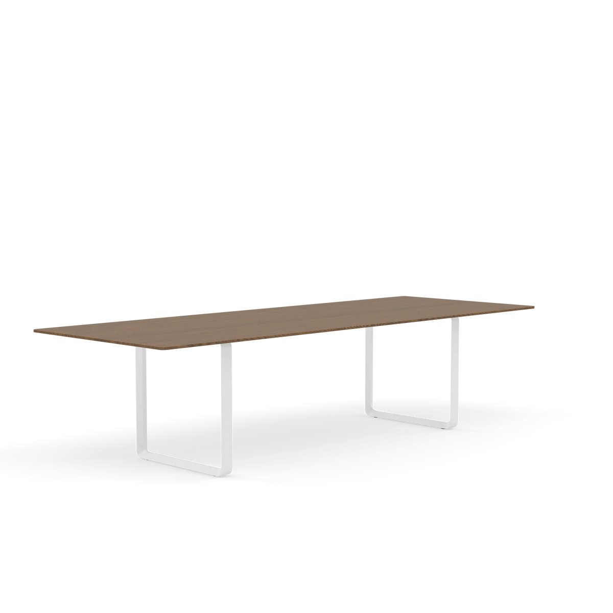 Muuto 70/70 spisebord. Velg størrelse og utførelse.