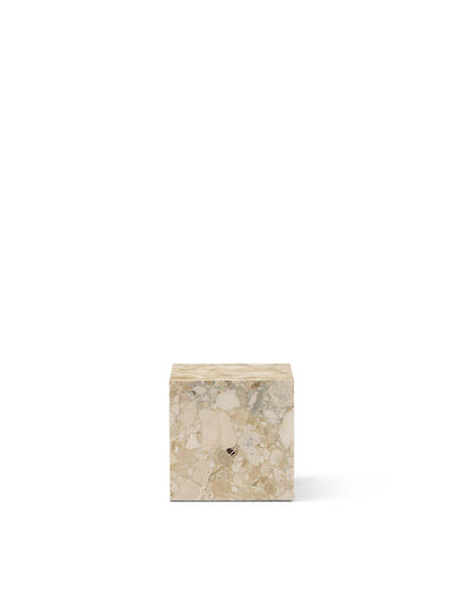 Audo Copenhagen Plinth Cubic sidebord. Velg stein