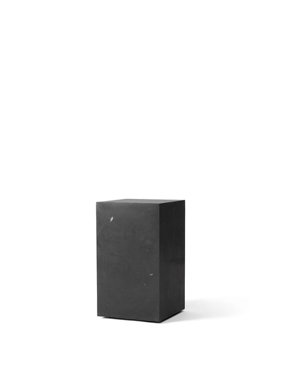 Audo Copenhagen Plinth Tall sidebord. Velg stein