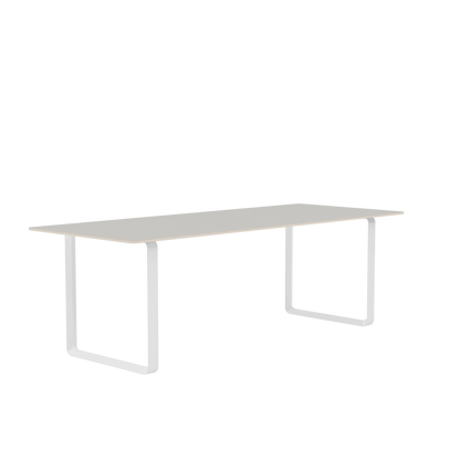 Muuto 70/70 spisebord. Velg størrelse og utførelse.