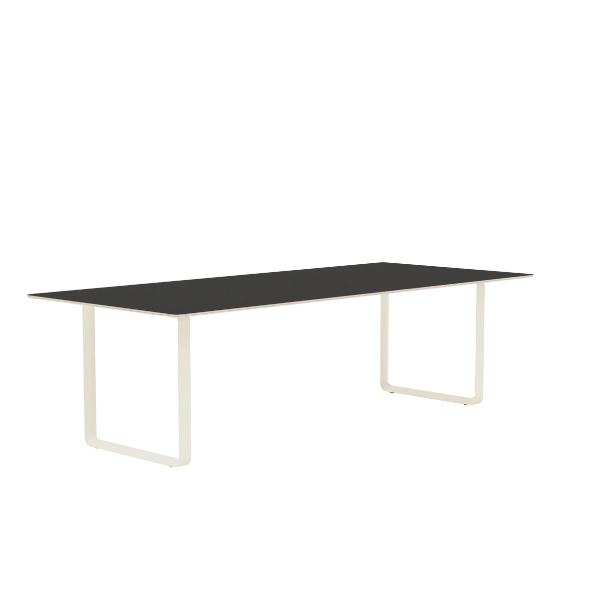 Muuto 70/70 spisebord. Velg størrelse og utførelse.