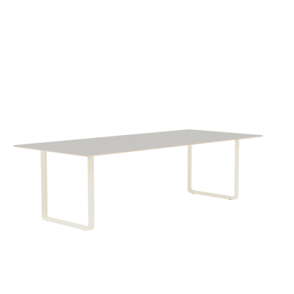 Muuto 70/70 spisebord. Velg størrelse og utførelse.