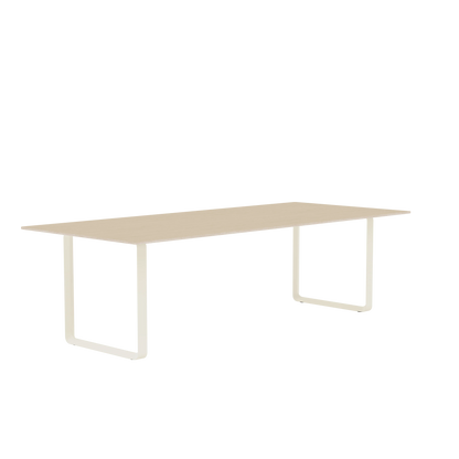 Muuto 70/70 spisebord. Velg størrelse og utførelse.