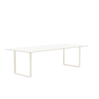 Muuto 70/70 spisebord. Velg størrelse og utførelse.
