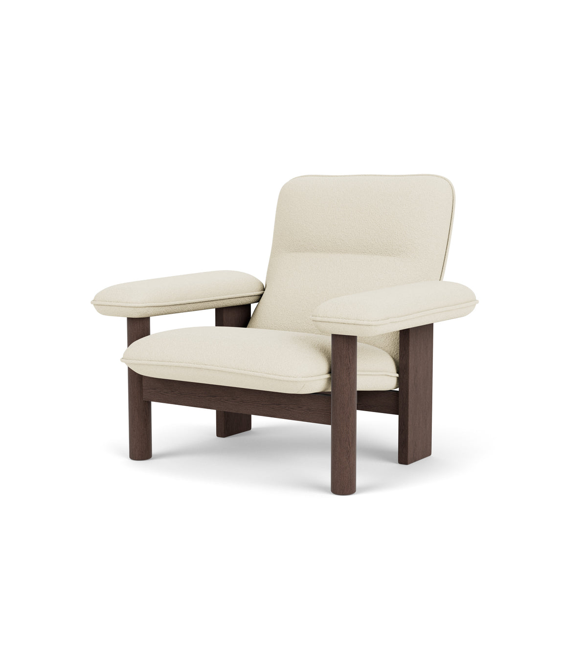 Audo Copenhagen Brasilia Lounge Chair lenestol, lav rygg. Velg tekstil og treverk