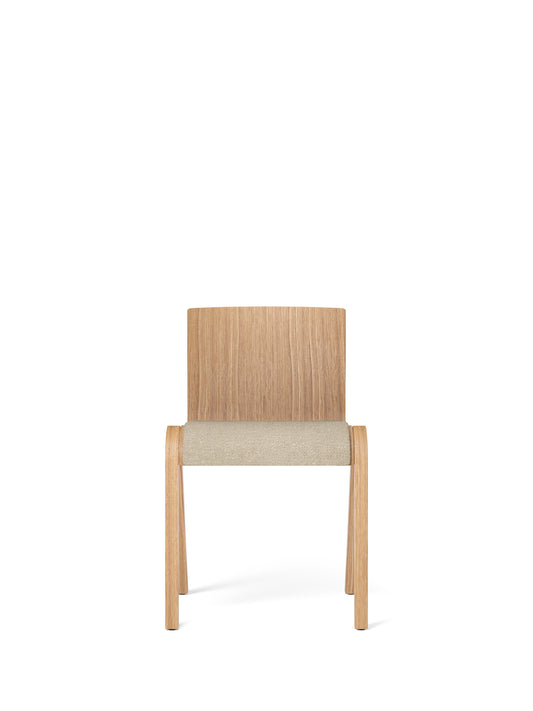 Audo Copenhagen Ready Dining Chair spisestol, polstret sete. Velg tekstil og treverk