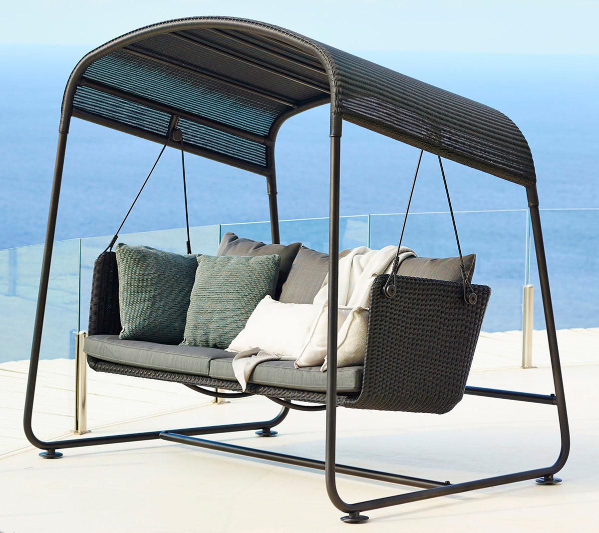 Cane-line Cave hengesofa