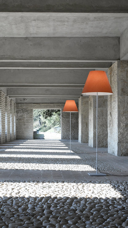 Luceplan Grande Costanza Open Air gulvlampe. Velg farge