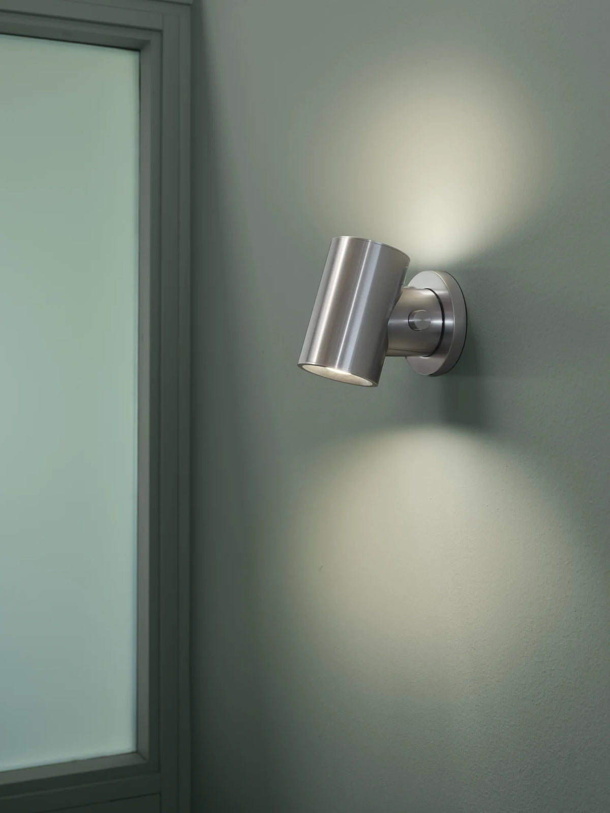 Muuto Beam vegglampe. Velg farge