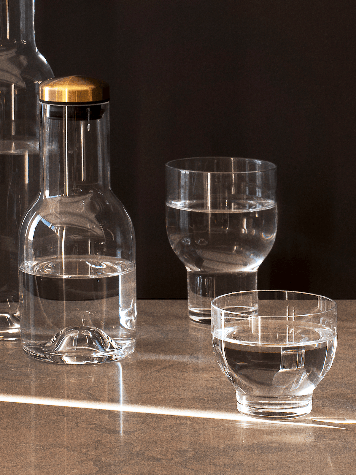 Audo Copenhagen Bottle Carafe karaffel. Velg utførelse og størrelse