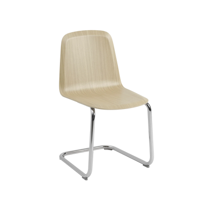 Muuto Brink stol med fribærende understell. Velg farge