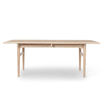 Carl Hansen CH327 spisebord. 190 x 95 cm. Såpet eik. Bestillingsvare.