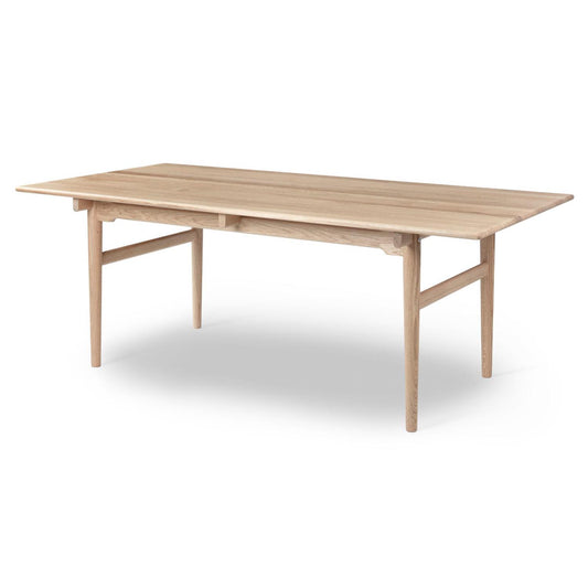 Carl Hansen CH327 spisebord. 190 x 95 cm. Såpet eik. Bestillingsvare.
