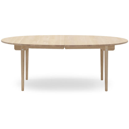 Carl Hansen spisebord CH338. 200 x 115 cm. Såpet eik. Bestillingsvare.