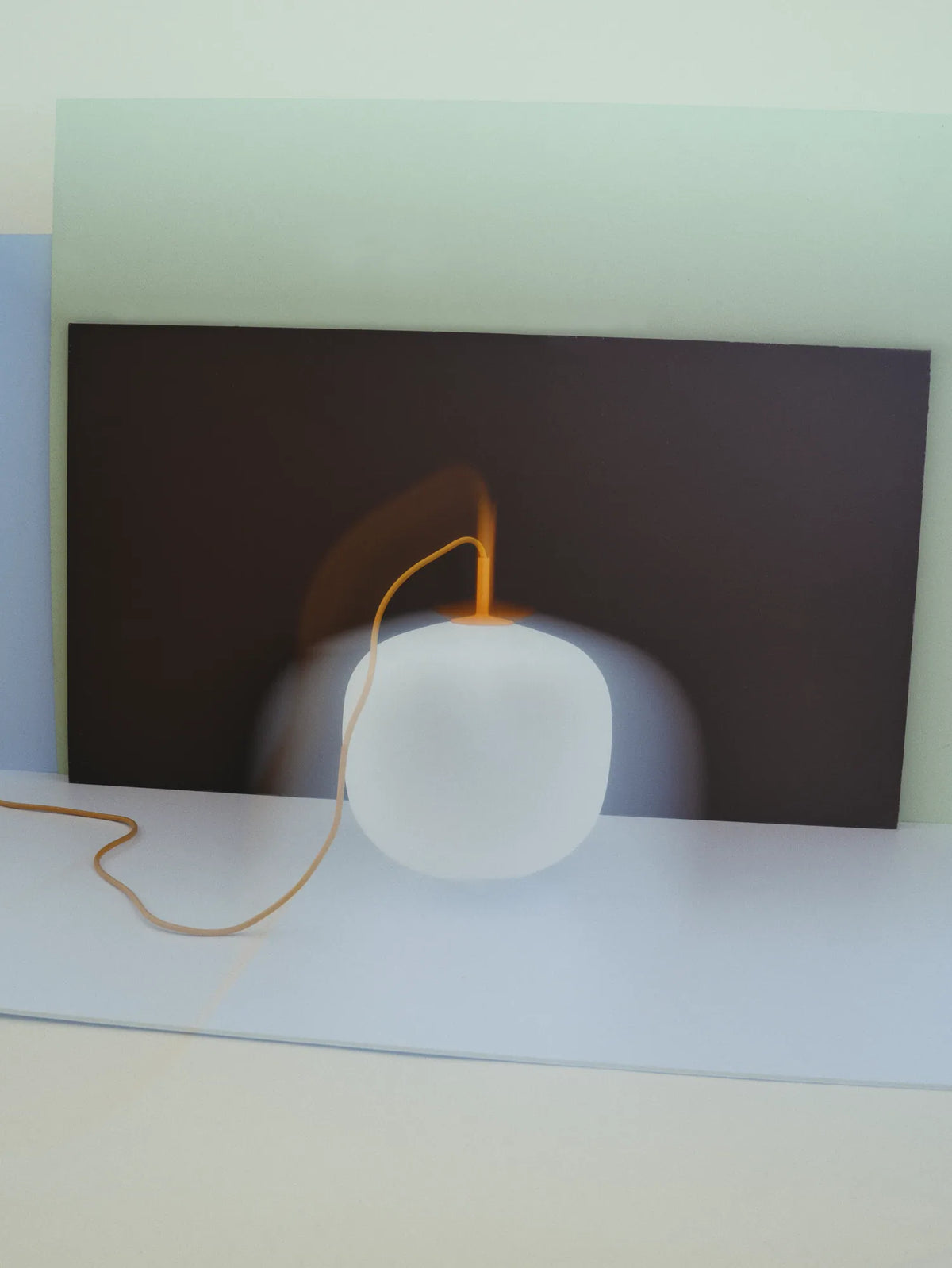 Muuto Rime pendel i glass. Velg størrelse og farge