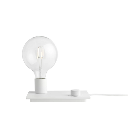 Muuto Control bordlampe. Velg farge