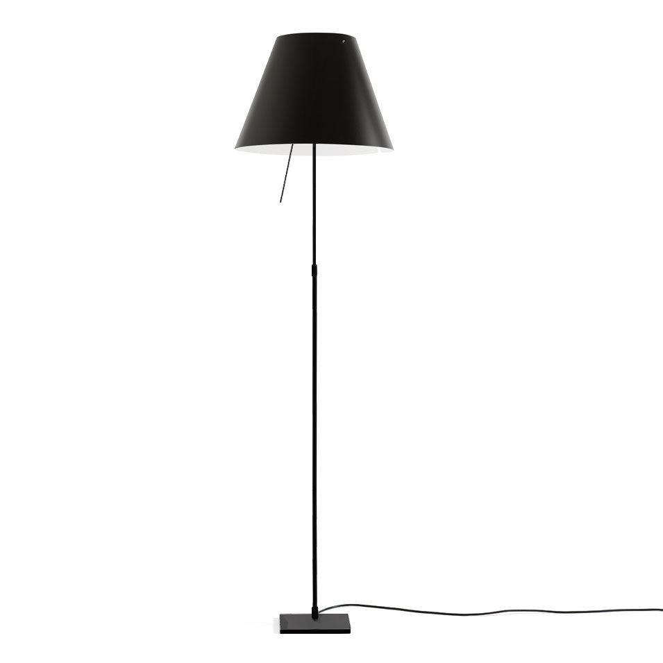 Luceplan Costanza gulvlampe, teleskopisk med dimmer. Velg farge.