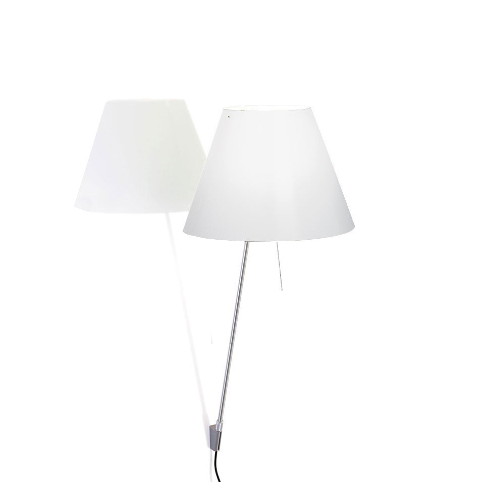 Luceplan Costanza vegglampe, teleskopisk med dimmer. Velg farge