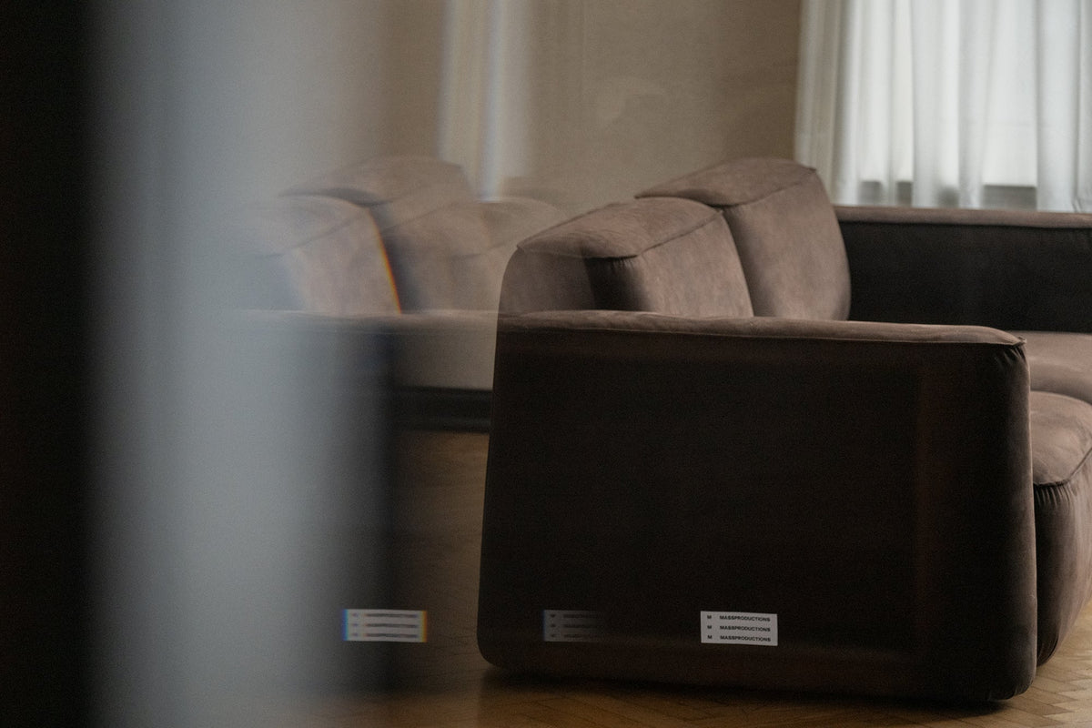 Massproductions Patch 3-seter sofa i interiør