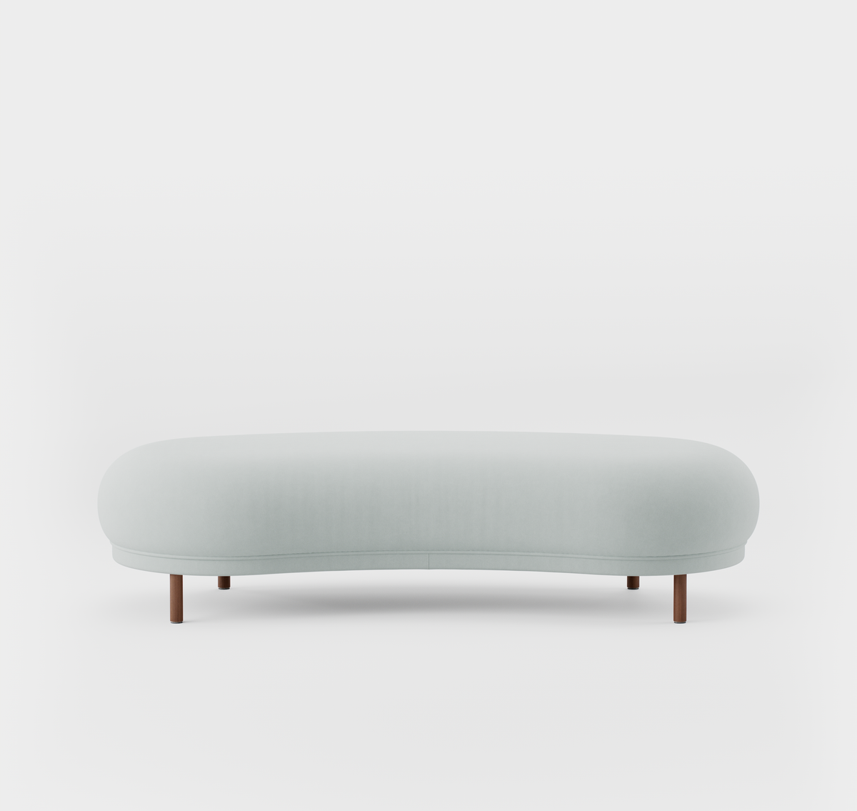 Massproductions Dandy fotskammel – Romo Linara 253 Swedish Grey, Valnøttbeiset bøk