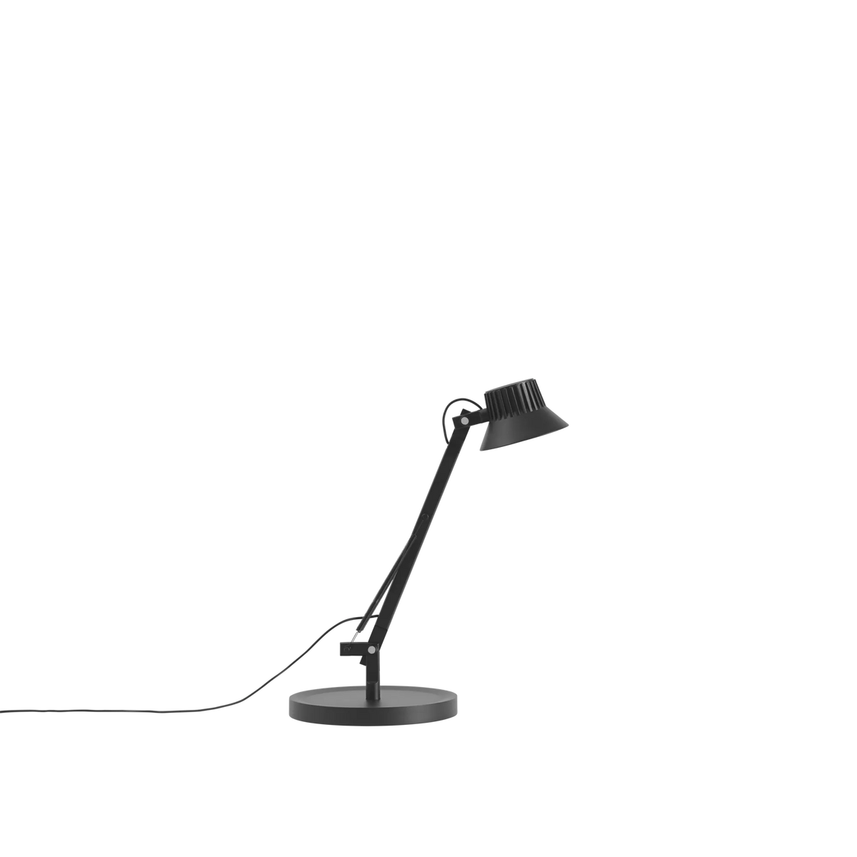 Muuto Dedicate bordlampe. Velg størrelse og farge