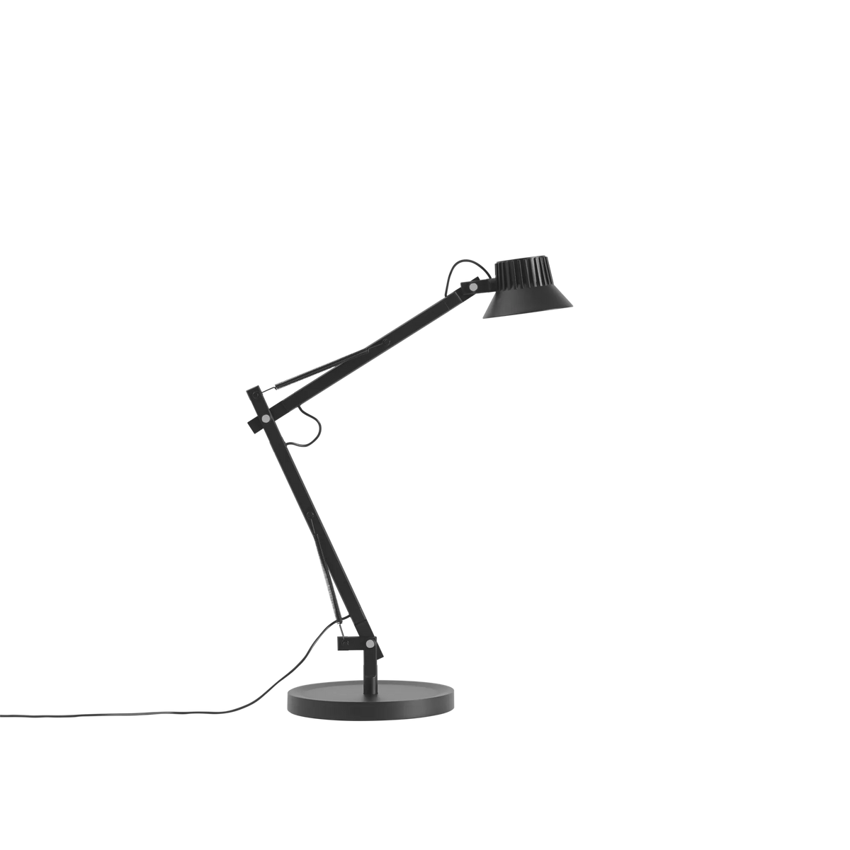 Muuto Dedicate bordlampe. Velg størrelse og farge
