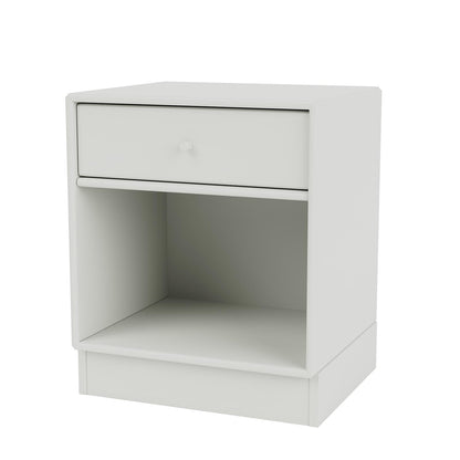 Montana DREAM nattbord. Med 7 cm sokkel. Quickship farger. (3 ukers leveringstid.)