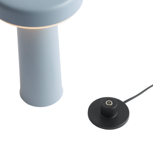 Muuto Ease ladestasjon. Black