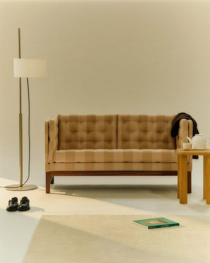 Fredericia EJ315 Sofa 153 cm, 2-seter. Velg tekstil og treverk
