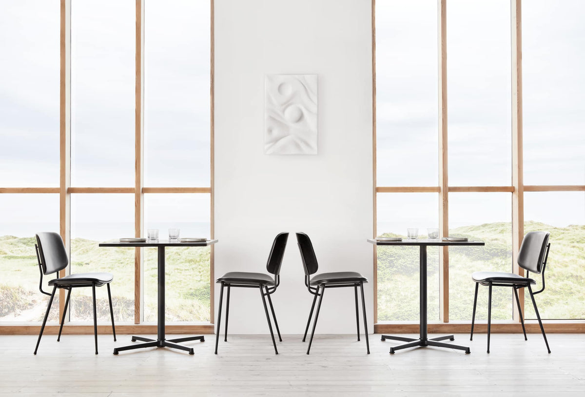 Fredericia Søborg Metal base Chair setepolstret. Velg tekstil og treverk