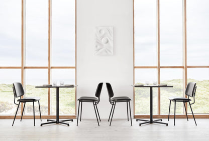 Fredericia Søborg Metal base Chair setepolstret. Velg tekstil og treverk