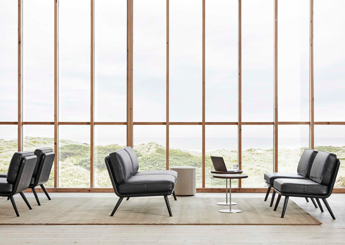 Fredericia Spine Lounge Sofa 160 cm, 2-seter. Velg tekstil og treverk