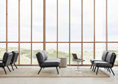 Fredericia Spine Lounge Sofa 160 cm, 2-seter. Velg tekstil og treverk