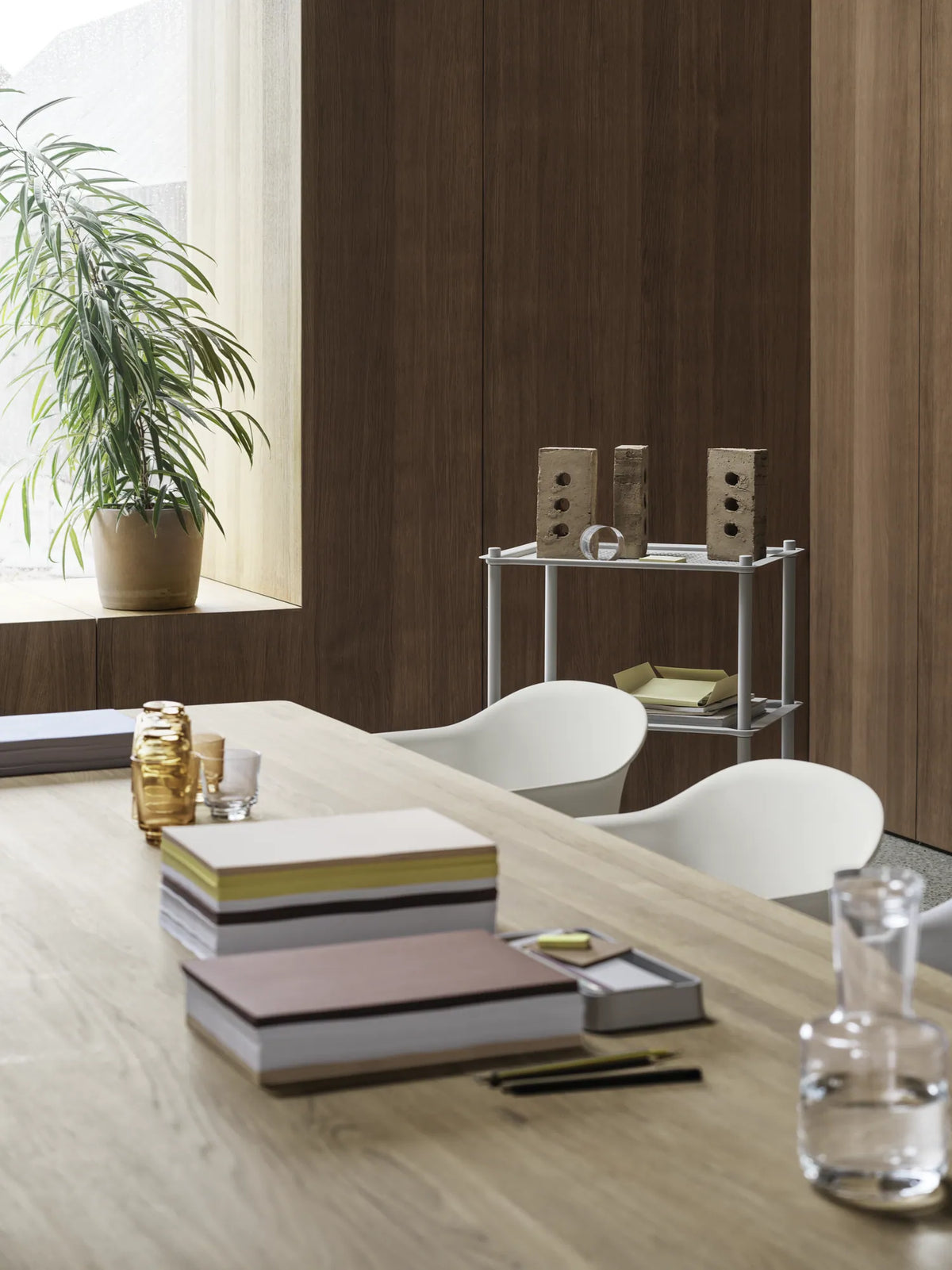Muuto Flow trillebord. Velg størrelse og farge