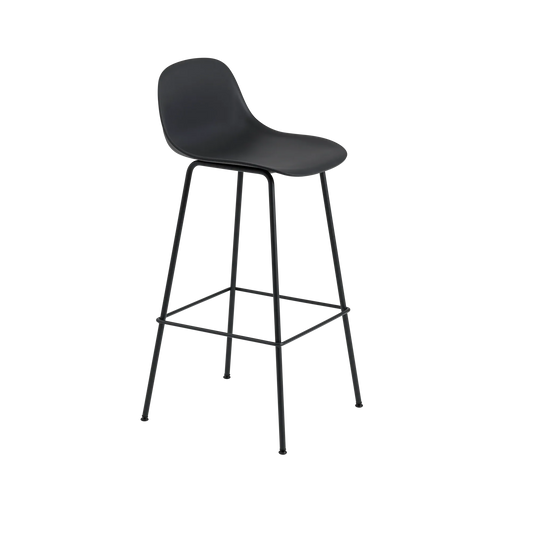 Muuto Fiber Bar Stool barstol H75 med rørunderstell, uten polstring. Velg understell og skall