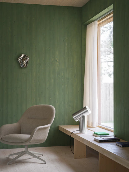 Muuto Fiber Lounge Armchair loungestol med armlener og svingbart understell. Velg tekstil