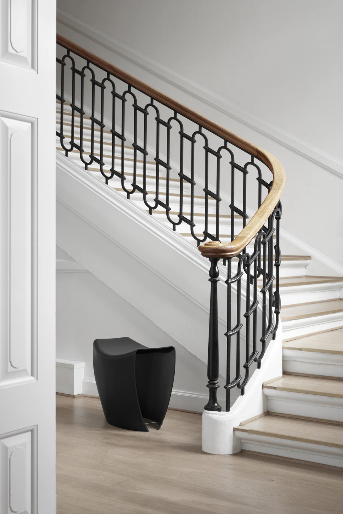 Fredericia Gallery Stool taburett. Velg treverk