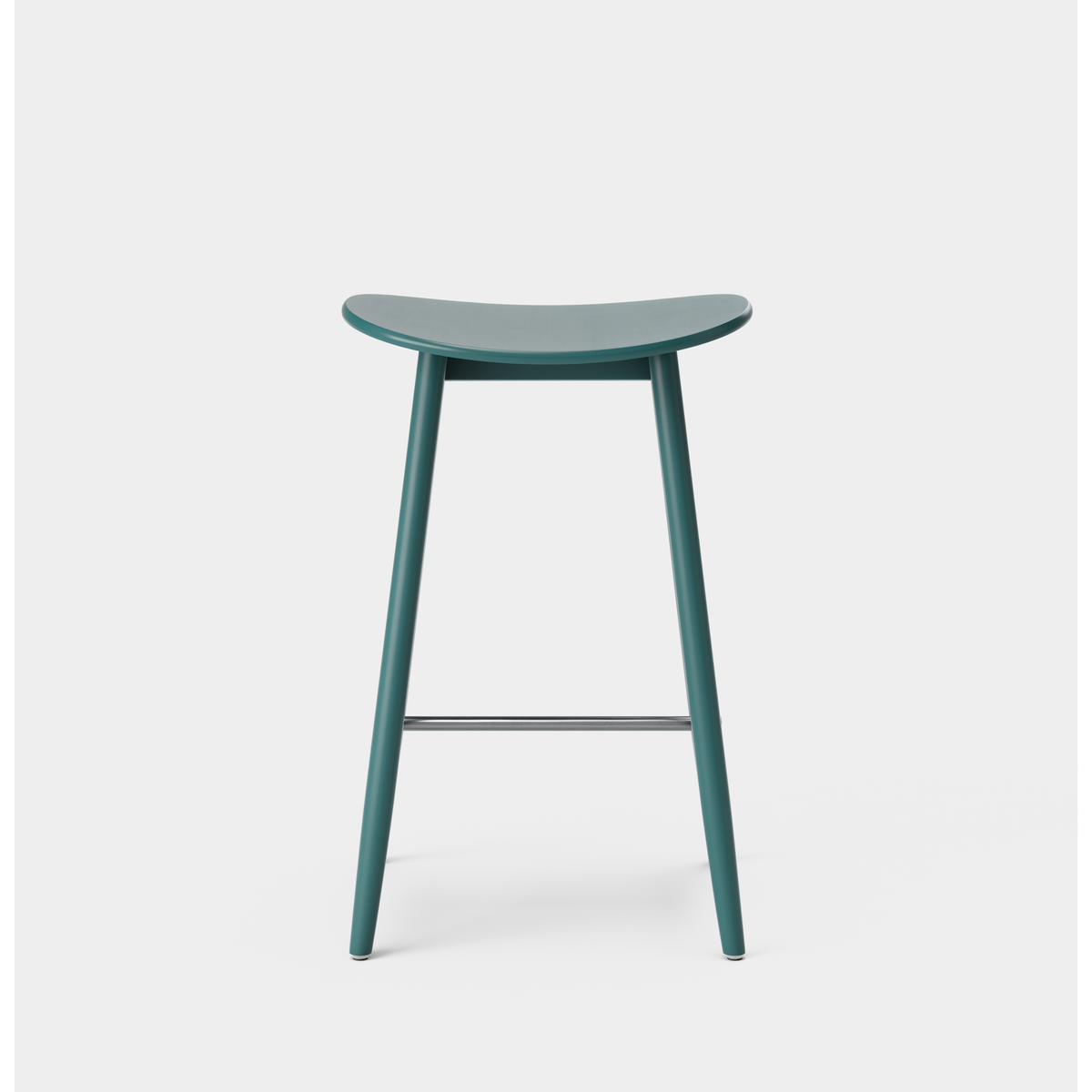 Massproductions Icha barkrakk – Sittehøyde 65 cm / Library Green lakkert bøk